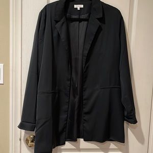 Black blazer in medium ❤️